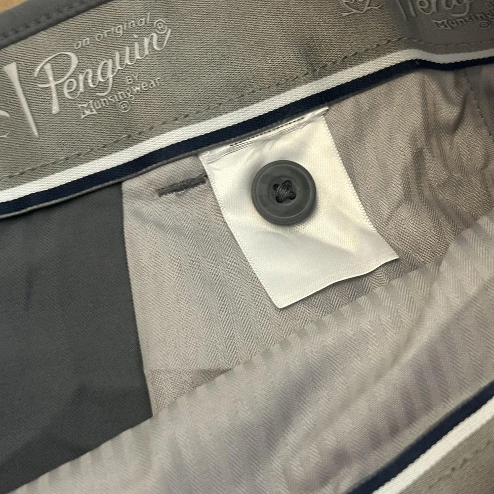 Penguin‎ Shorts Mens 40 Gray Golf Stretch Moisture Wicking Easy Care Performance